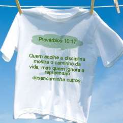 Camiseta Provérbios 10 17